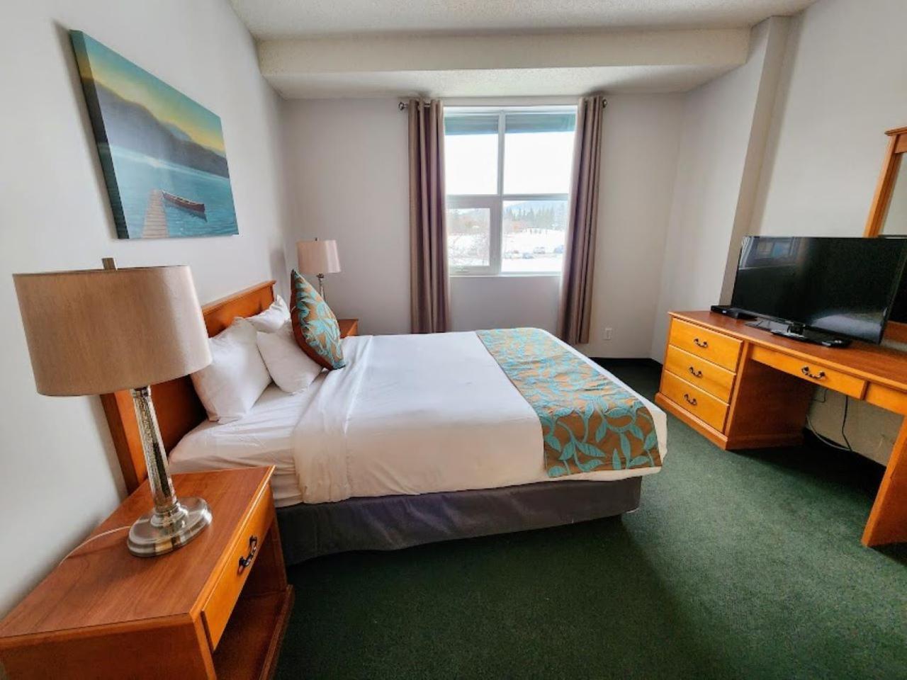 Sunset Mountain Inn Канмор Екстериор снимка