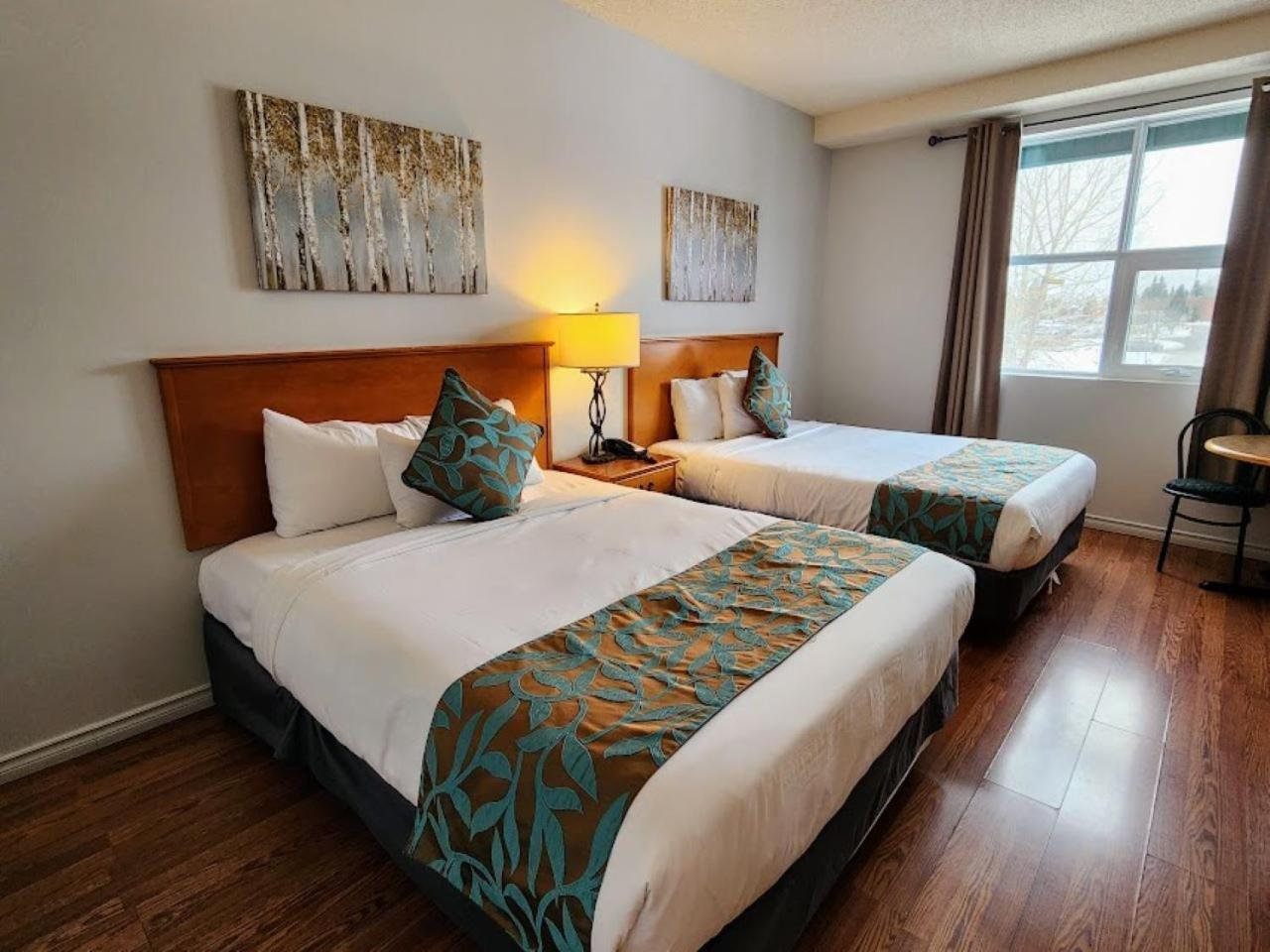 Sunset Mountain Inn Канмор Екстериор снимка
